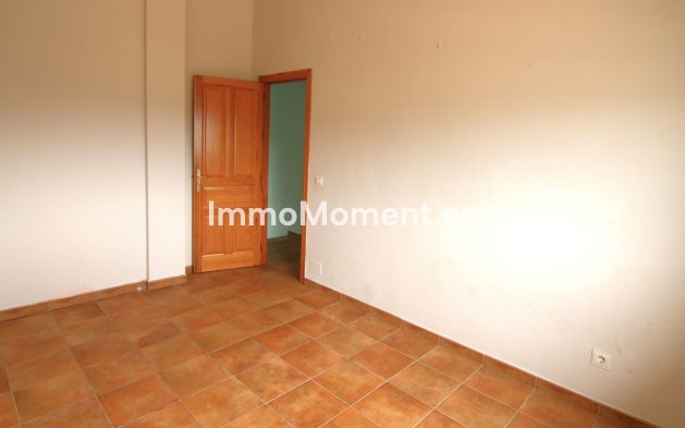 Resale - Detached villa - Inland  - Coín