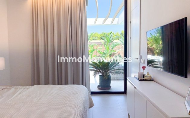 Wiederverkauf - Freistehende Villa - Orihuela Costa - Cabo roig - La Zenia