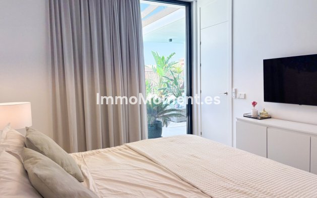 Wiederverkauf - Freistehende Villa - Orihuela Costa - Cabo roig - La Zenia