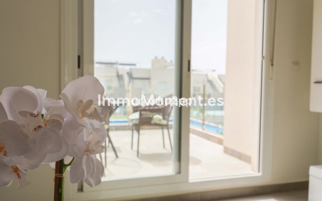 Wiederverkauf - Wohnung - Torrevieja - Aguas Nuevas