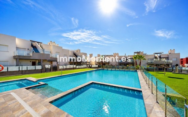 Wiederverkauf - Wohnung - Torrevieja - Aguas Nuevas