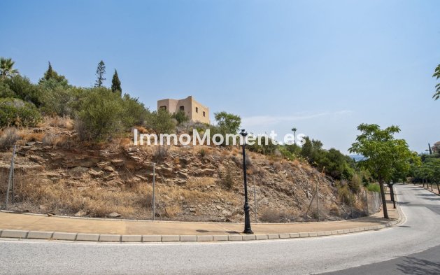 Reventa - Parcela - Marbella - Elviria