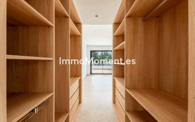 Wiederverkauf - Freistehende Villa - Sotogrande - Sotogrande Costa