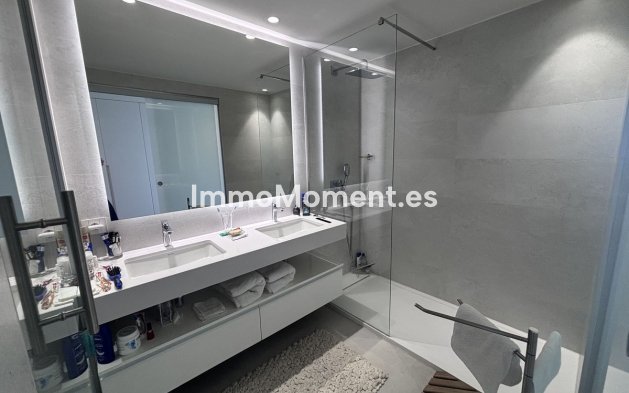 Revente - Appartement - Estepona  - Selwo