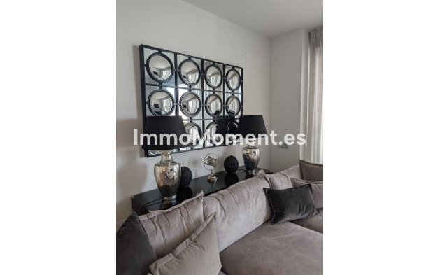 Wiederverkauf - Wohnung - Estepona  - Estepona Centro