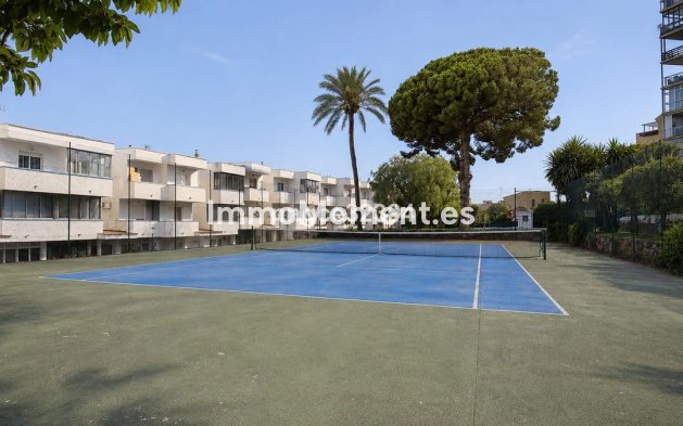 Wiederverkauf - Wohnung - Estepona  - Estepona Centro