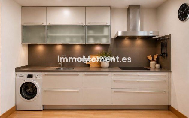 Wiederverkauf - Wohnung - Estepona  - Estepona Centro
