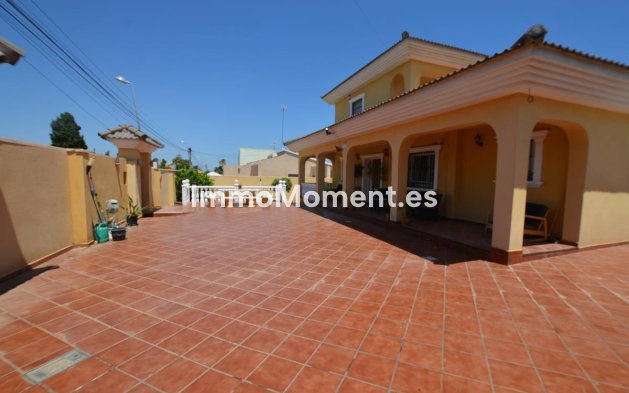 Wiederverkauf - Freistehende Villa - Torrevieja - Los Balcones - Los Altos del Edén