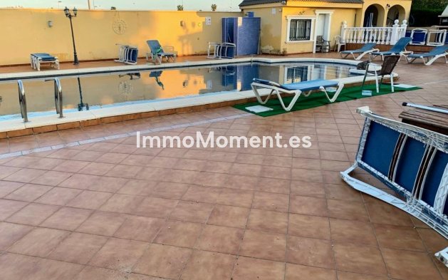 Wiederverkauf - Freistehende Villa - Torrevieja - Los Balcones - Los Altos del Edén