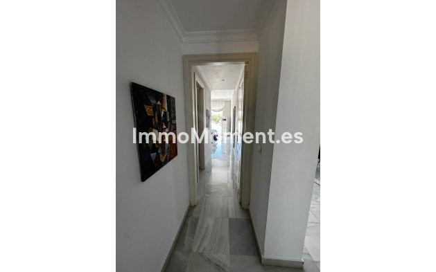 Revente - Appartement - Marbella - Nueva Andalucía