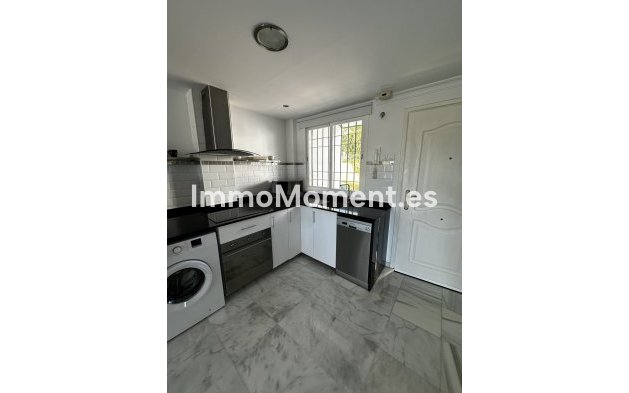 Revente - Appartement - Marbella - Nueva Andalucía