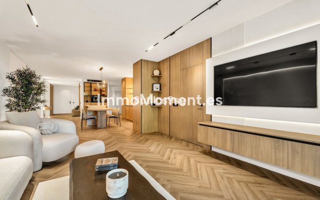 Wiederverkauf - Wohnung - Marbella - Nueva Andalucía