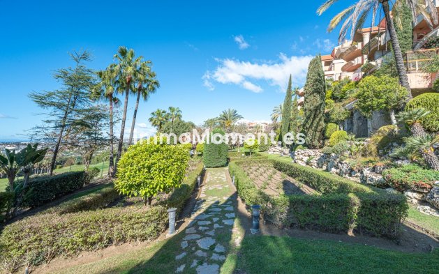 Wiederverkauf - Wohnung - Marbella - Nueva Andalucía